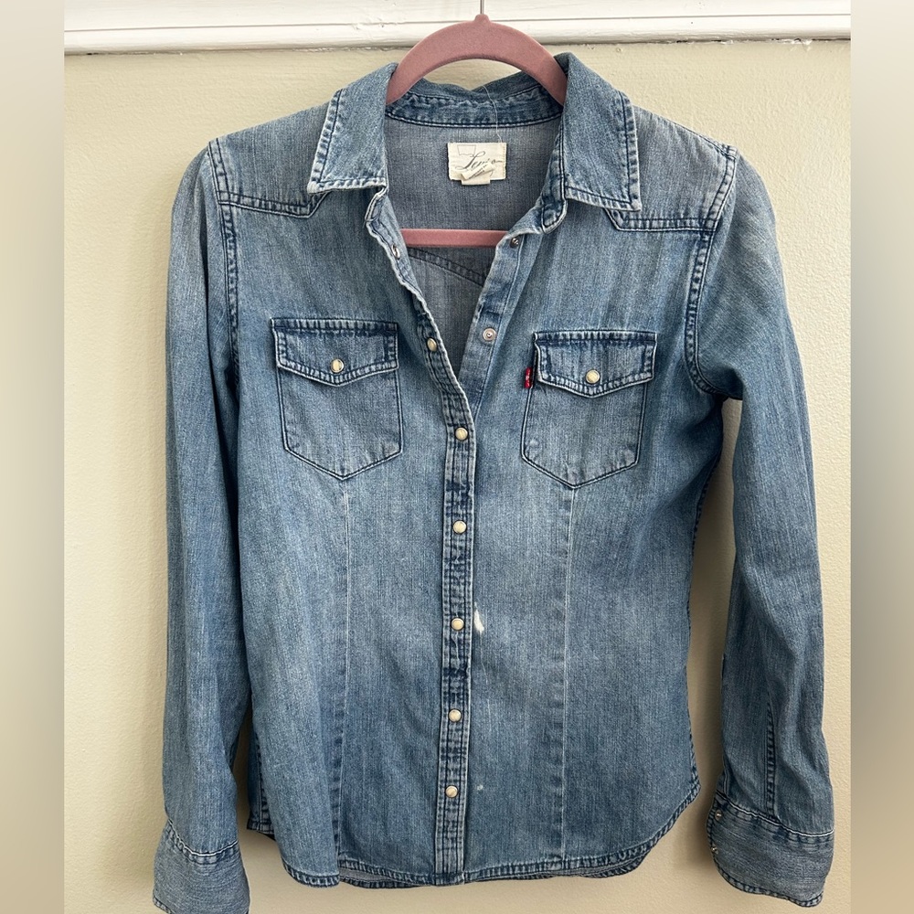 Levi’s Snap Front Shirt